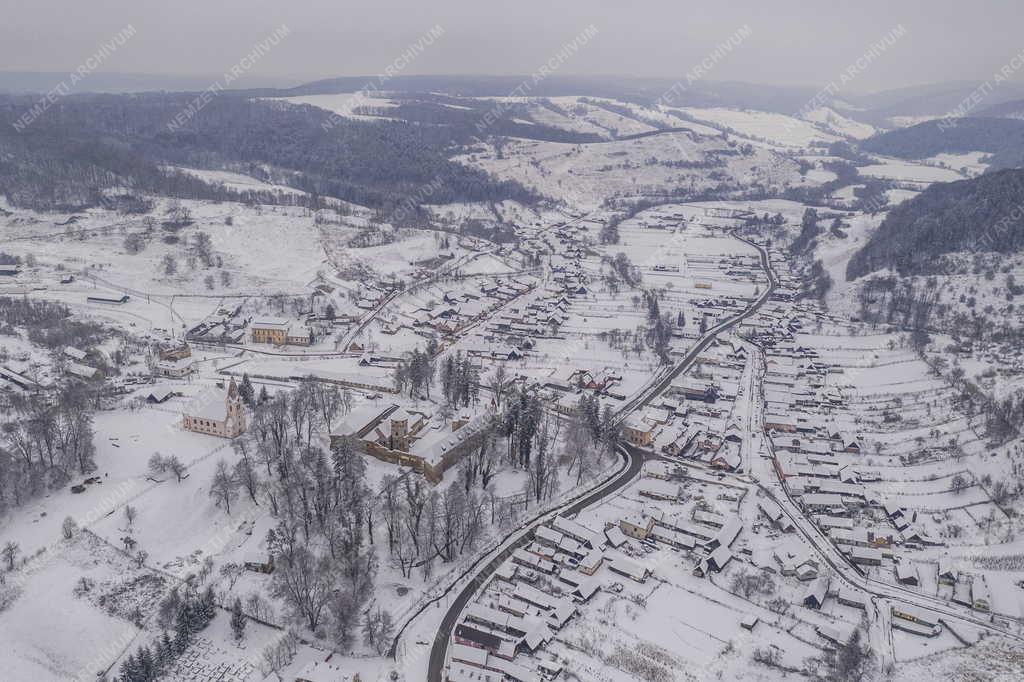 Műemlék - Erdély - A keresdi Bethlen-kastély