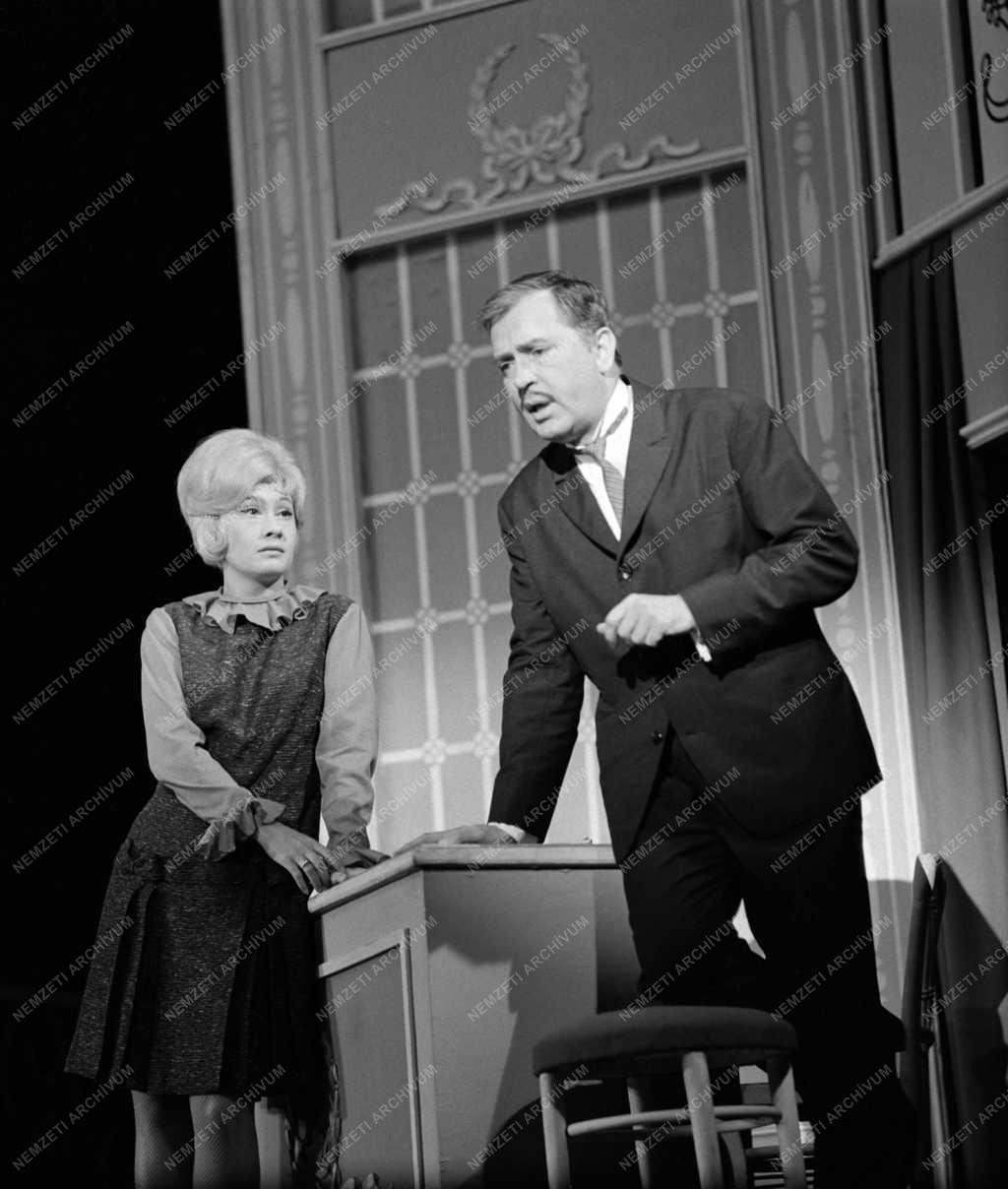 Kultúra - Színház - Molnár Ferenc-Hidas Frigyes: Riviera