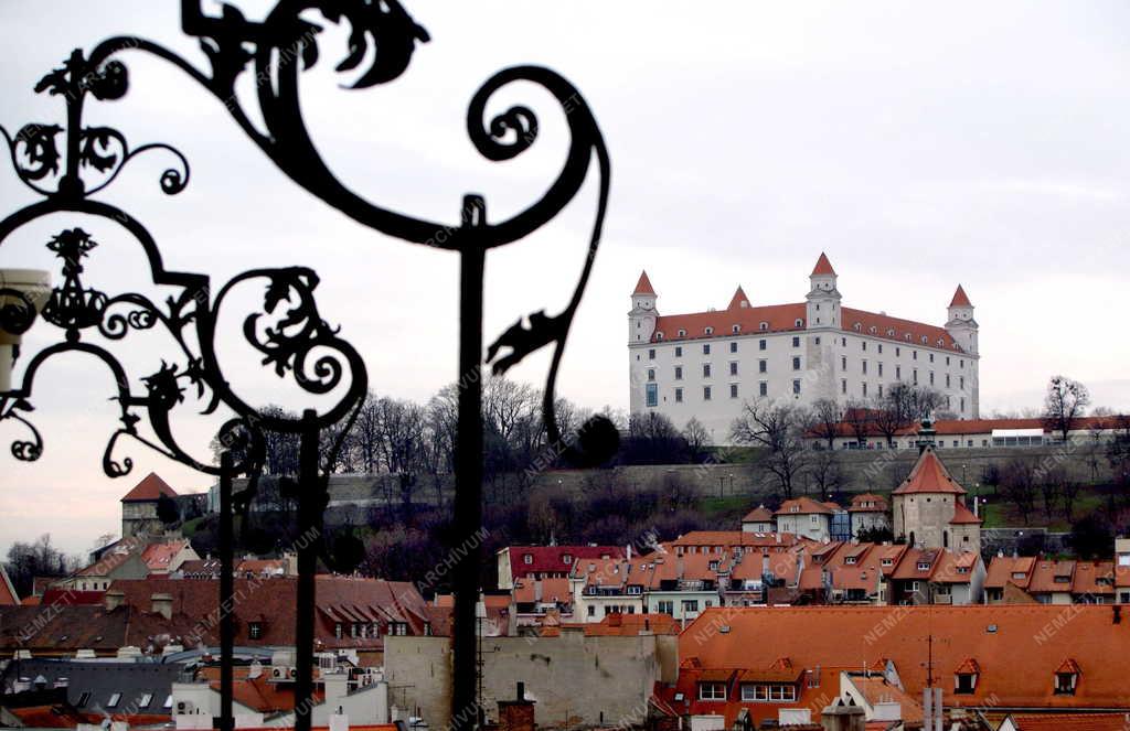 Városkép - Pozsony - Kilátás a pozsonyi várra