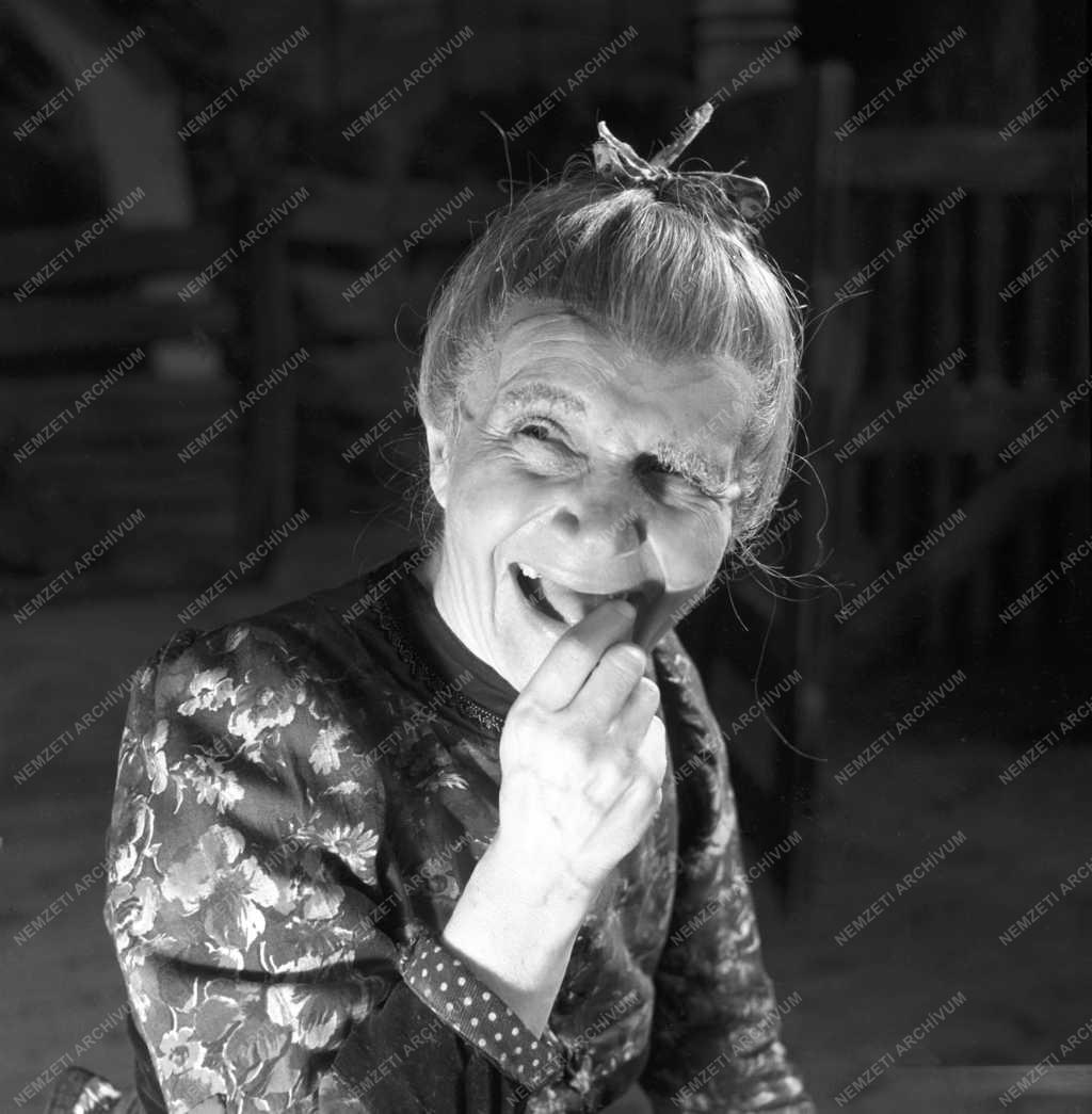 Színház - Fővárosi Operettszínház