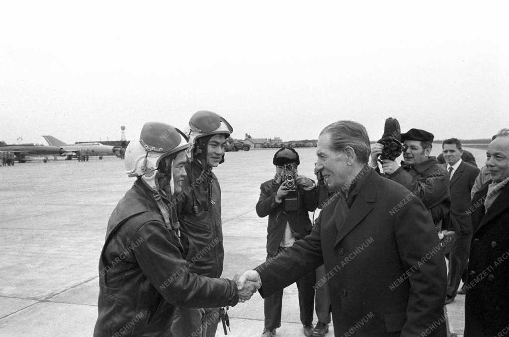 Külpolitika - Magyar párt- és kormánydelgáció Vietnamban