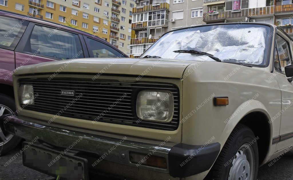 Jármű - Budapest - Veterán Zastava