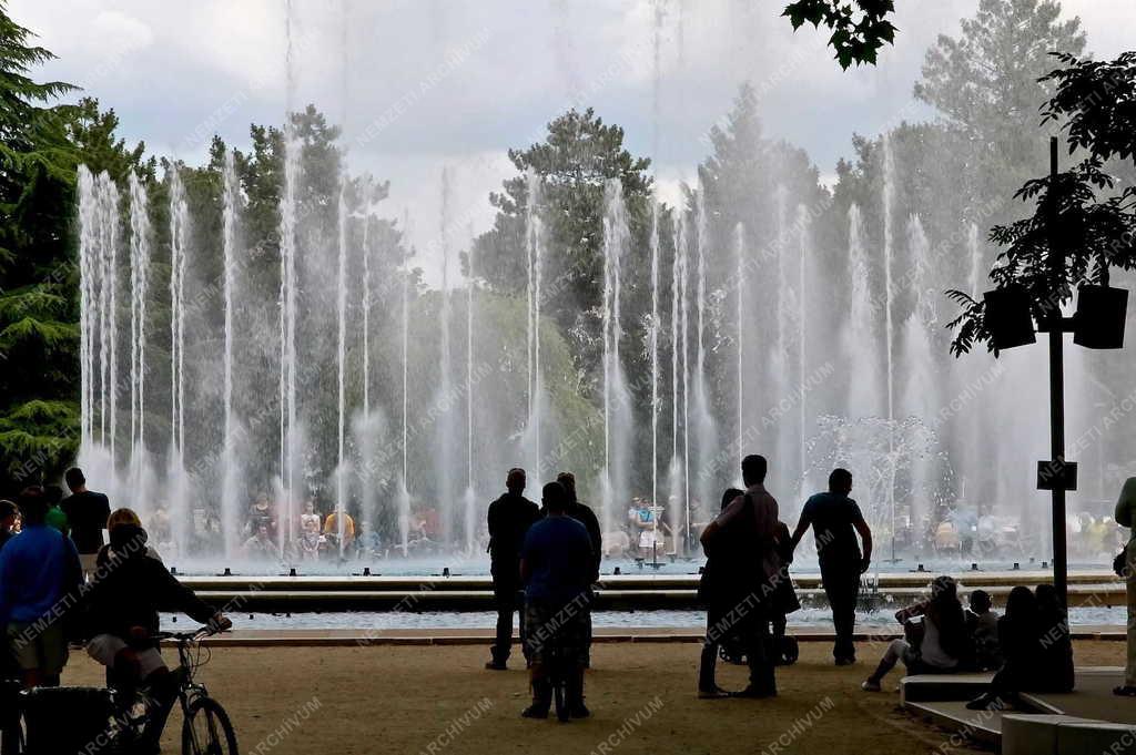 Turista-látványosság - A margitszigeti felújított szökőkút