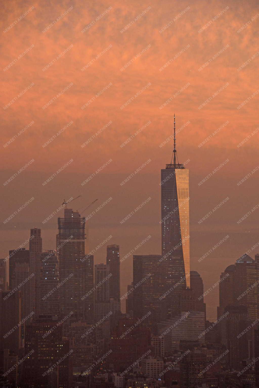 Városkép - New York - Kilátás az Empire State Buildingről