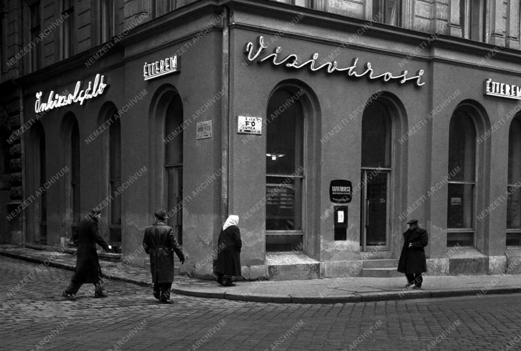 Vendéglátás - A Vízivárosi Önkiszolgáló Étterem