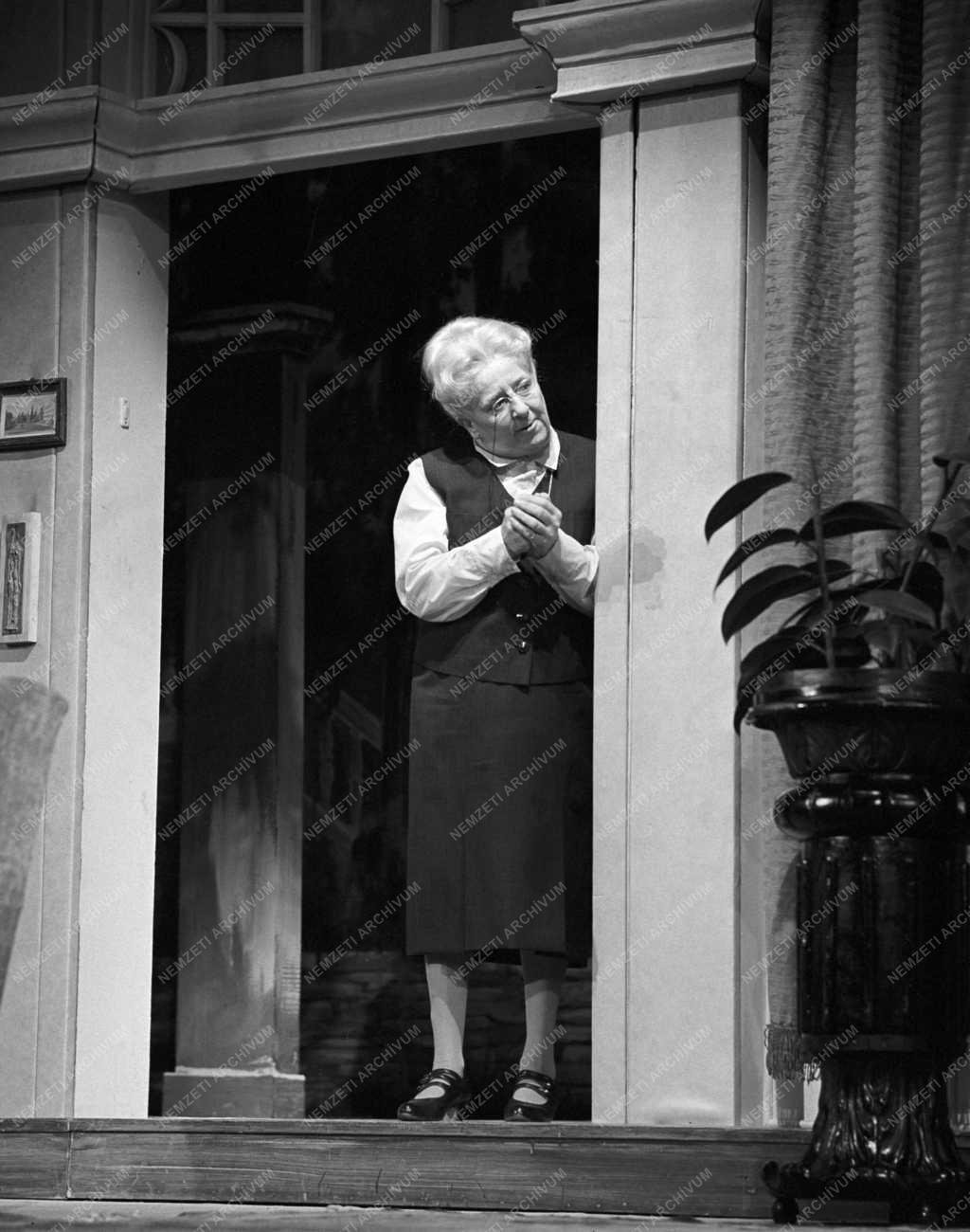Színház - Agatha Christie: Gyilkosság a paplakban