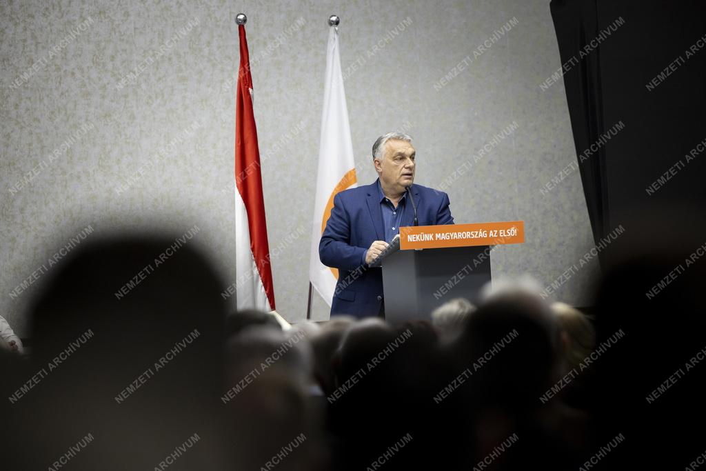 A Fidesz és a KDNP kihelyezett frakcióülése Balatonfüreden