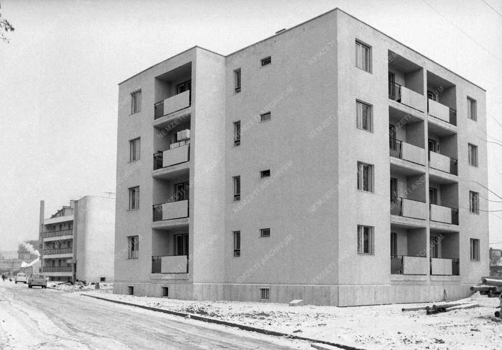 Településfejlesztés - Új lakások Vácott