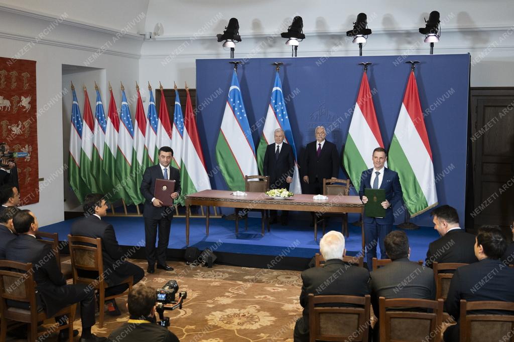 Orbán Viktor fogadta az üzbég elnököt 