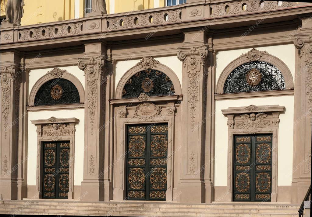 Egyházi épület - Budapest - A Budai Ciszterci Szent Imre plébániatemplom