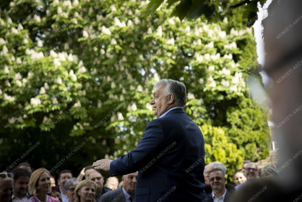 Voks 24 - Orbán Viktor Fehérgyarmaton folytatta országjárását