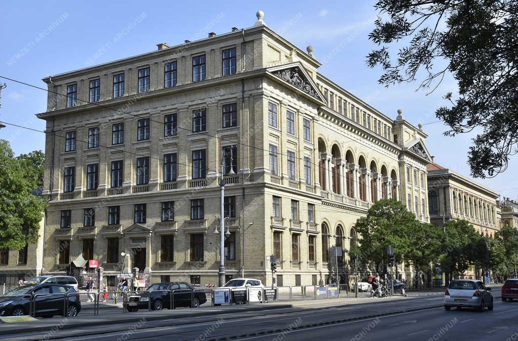 Városkép - Budapest - Eötvös Loránd Tudományegyetem