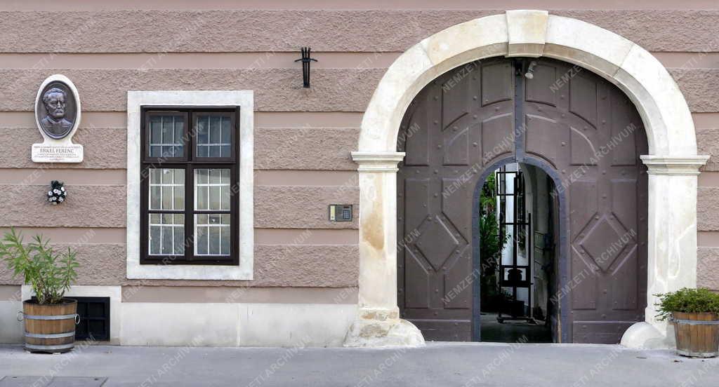 Városkép - Budapest - Erkel Ferenc egykori otthona a Budai Várban