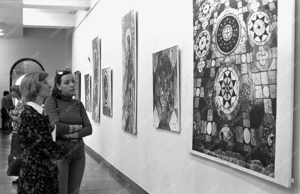 Kultúra - Festészet - Mattioni Eszter gyűjteményes kiállítása