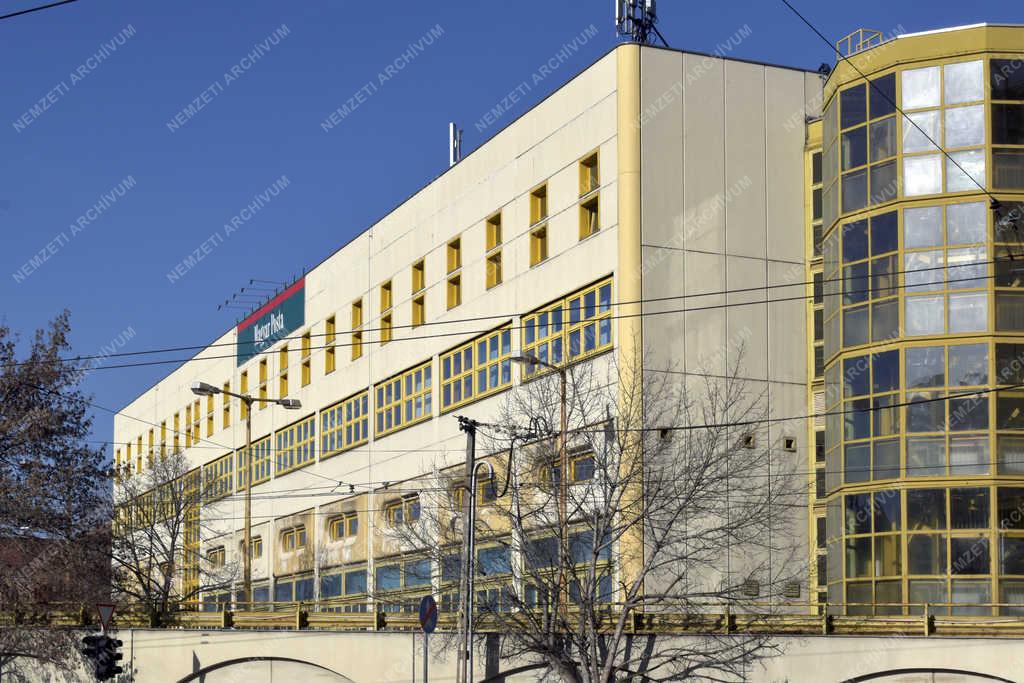 Épületfotó - Budapest - Magyar Posta Hírlap Logisztikai Központ