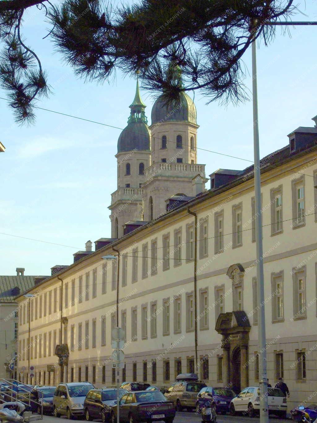 Ausztria - Kultúra - Tiroli múzeum