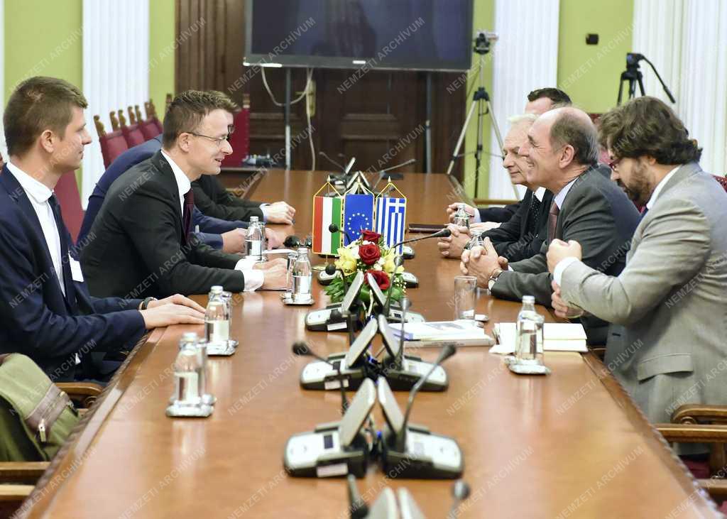 Szijjártó Péter Belgrádban