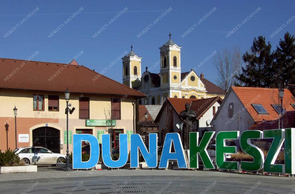 Városkép - Dunakeszi - A Szent István tér