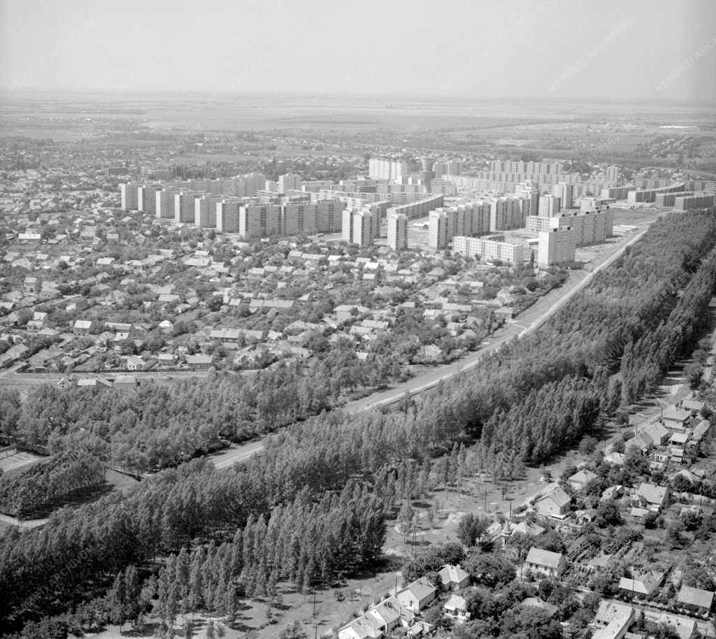 Városkép - Szeged látképe az új lakóteleppel