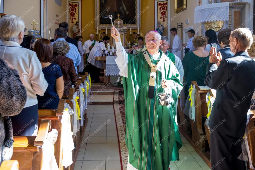 Felújított templomot adtak át a borsodi Tiszapalkonyán