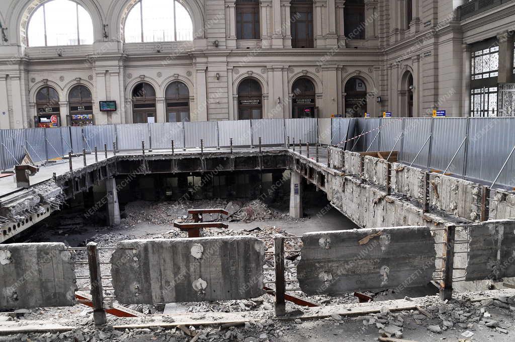 Közlekedés - Új utascentrum épül a Keleti pályaudvaron