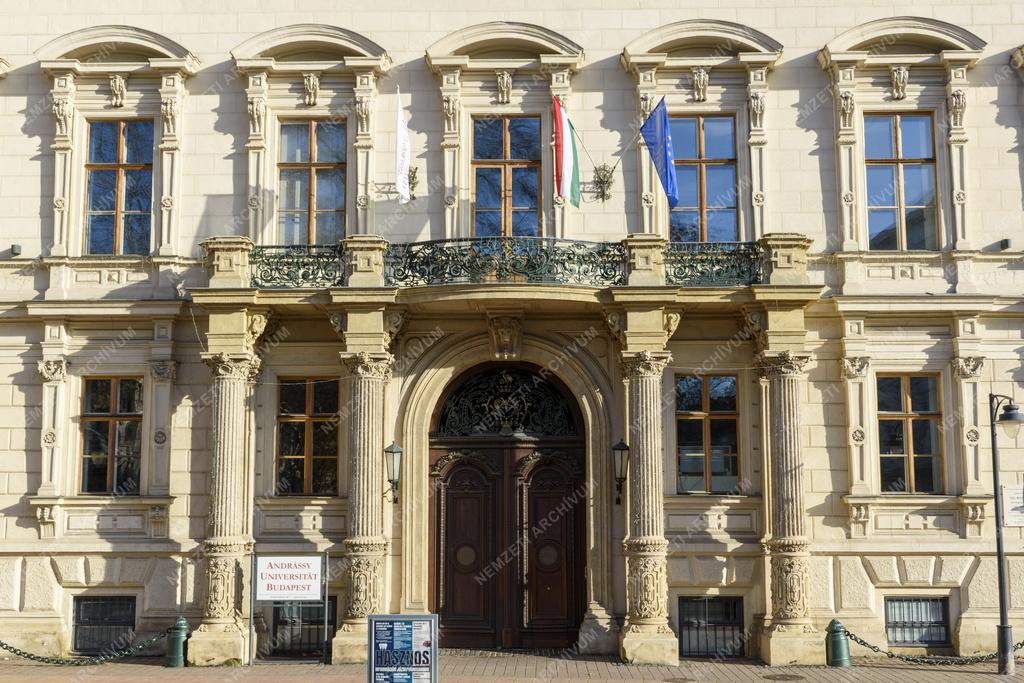 Oktatás - Budapest - Andrássy Gyula Budapesti Német Nyelvű Egyetem