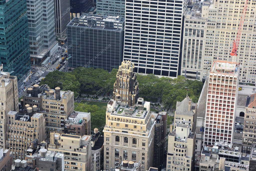 Városkép - New York - Kilátás az Empire State Buildingről