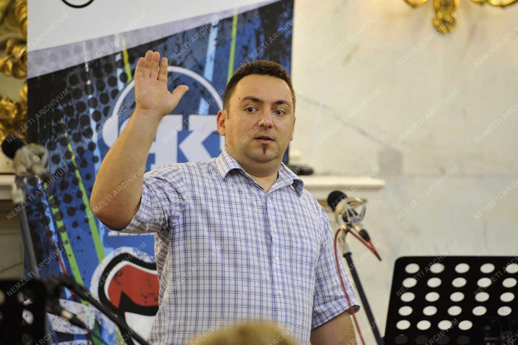 Rádió - Rádiókabaré felvétele - Szántó Sándor