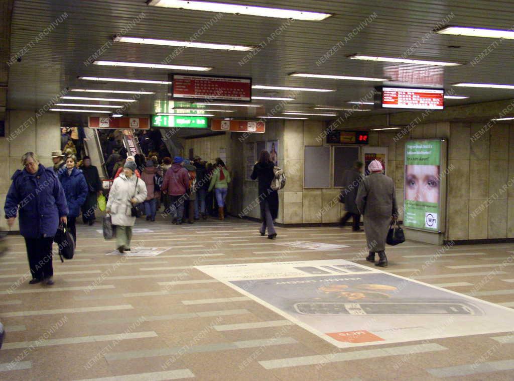 Közlekedés - Metró