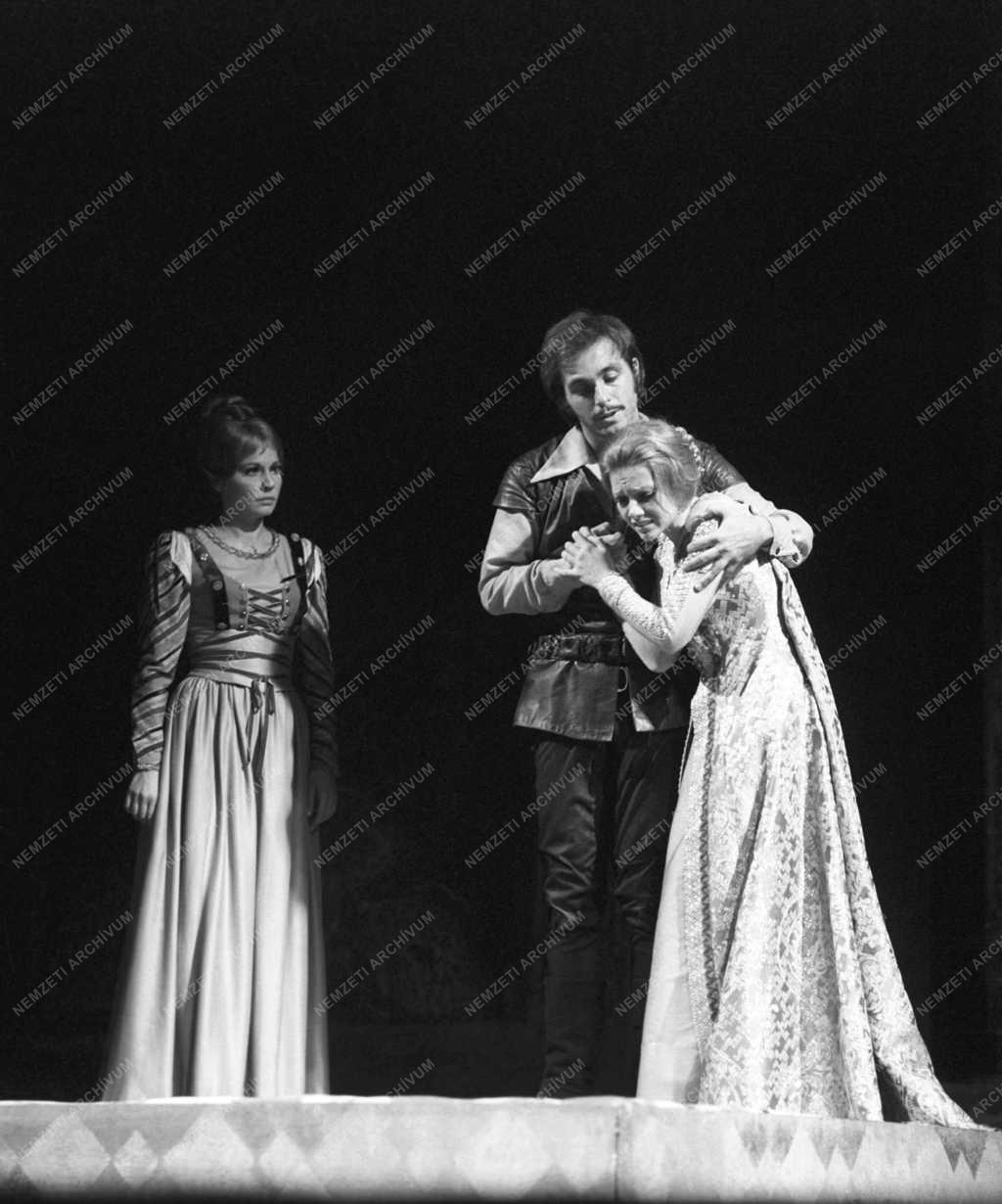 Kultúra - Színház - A Madách Színház szeptember 28-án bemutatja Shakespeare: Othello című drámáját, rendező Ádám Ottó