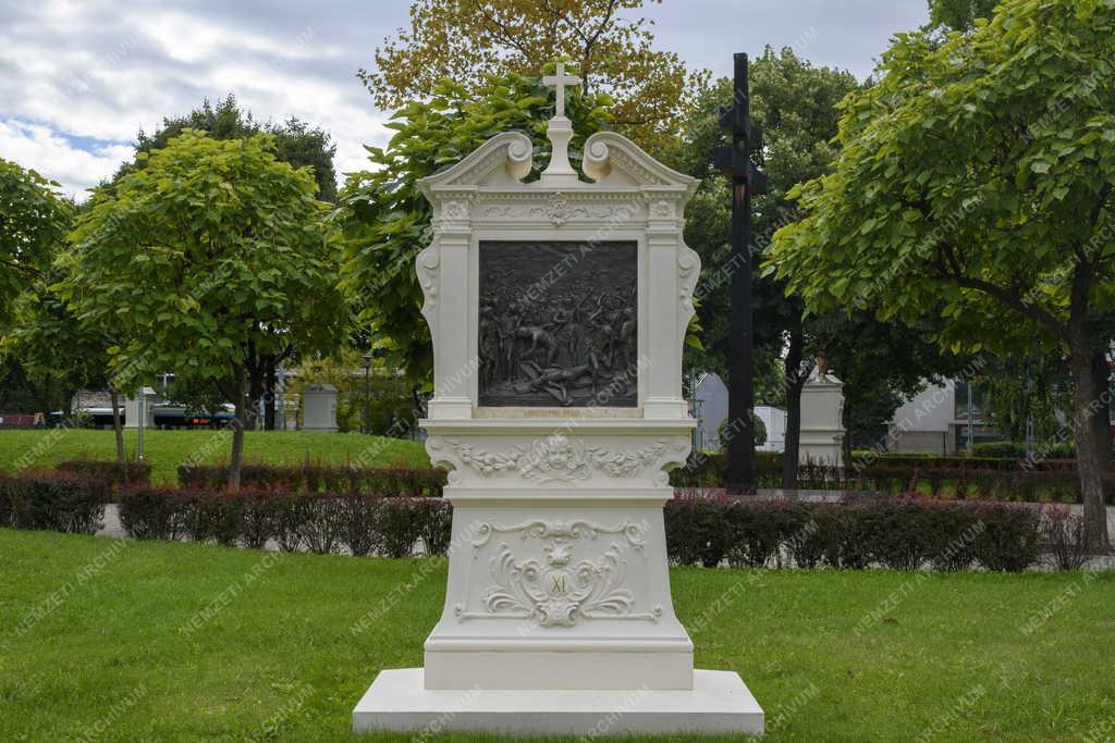 Emlékmű - Budapest - A keresztút stációi a Golgota téren