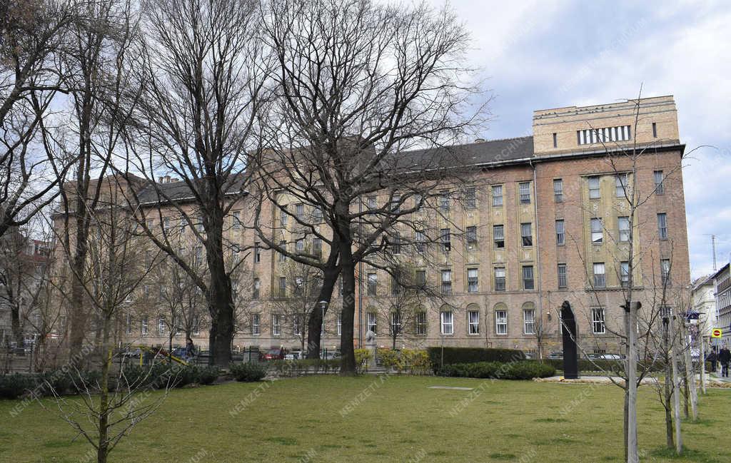 Épületfotó - Budapest - Nemzeti Szakértői és Kutató Központ 