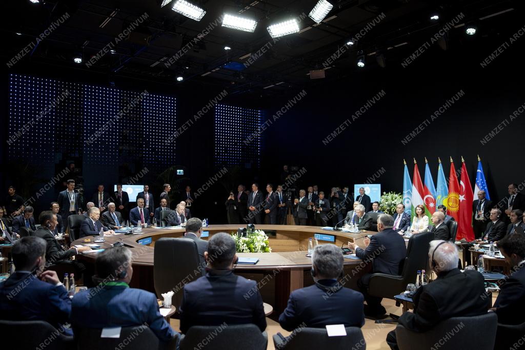 A Türk Államok Szervezetének informális csúcstalálkozója Budapesten