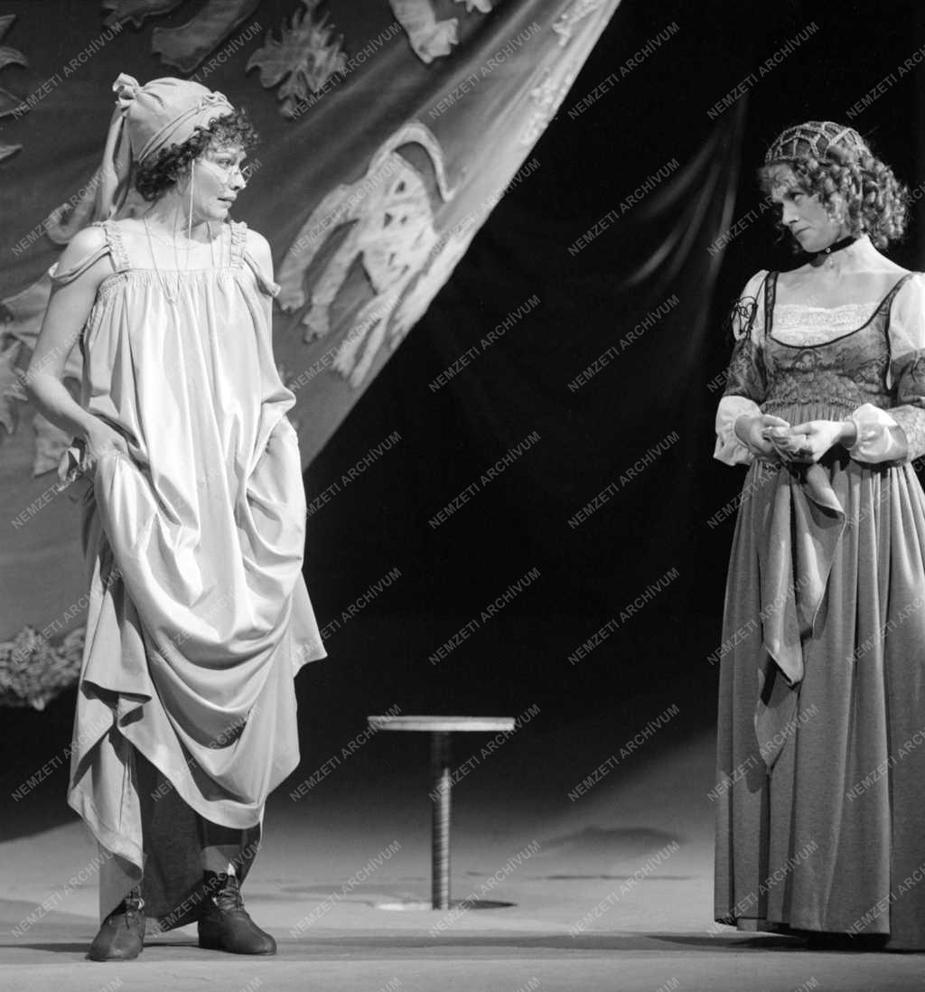 Kultúra - Színház - Shakespeare: Sok hűhó semmiért