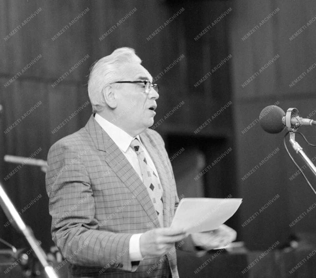 Kultúra - Szórakozás - Készül a júliusi Rádiókabaré