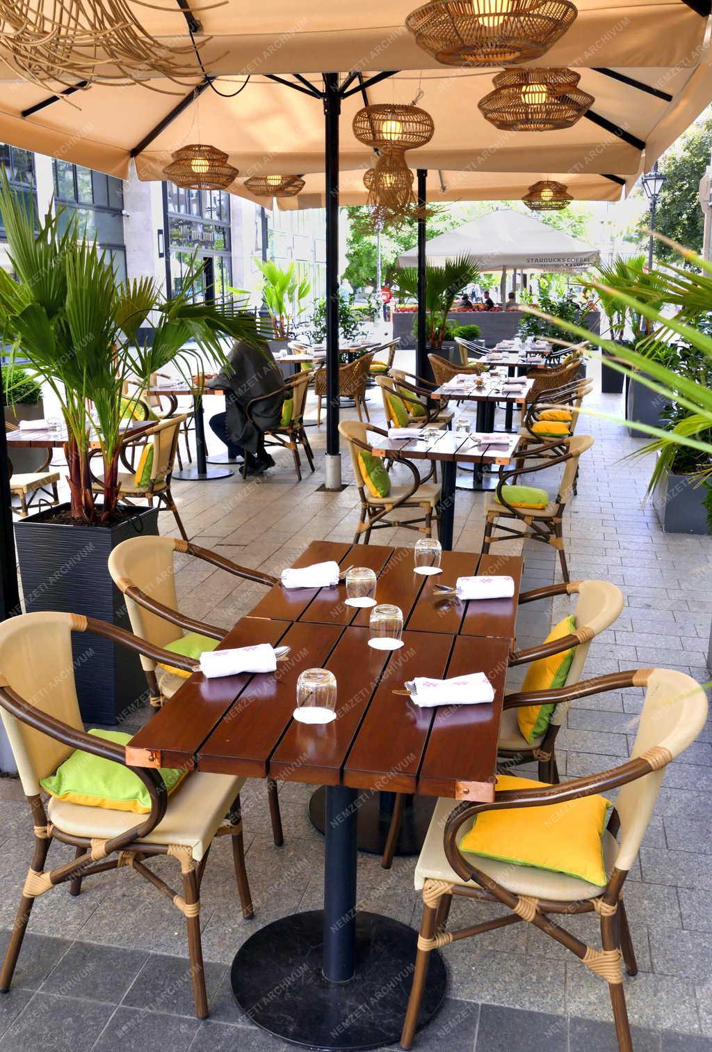 Vendéglátás - Budapest - Étterem a Fashion Streeten