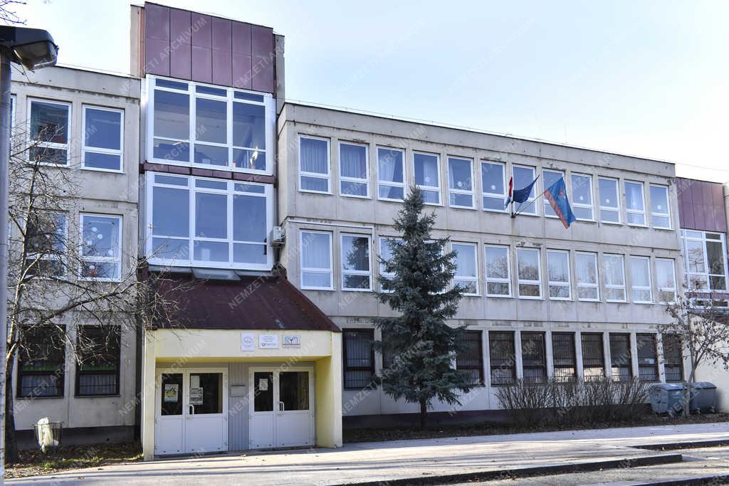 Épületfotó - Budapest - Andor Ilona Ének-Zenei Általános iskola