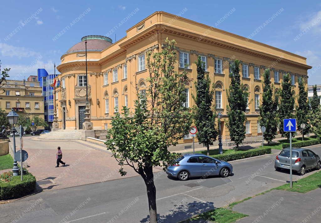 Városkép -Déri Múzeum
