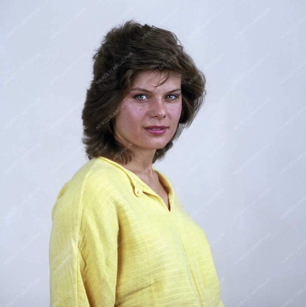 Kultúra - Perjési Hilda színésznő