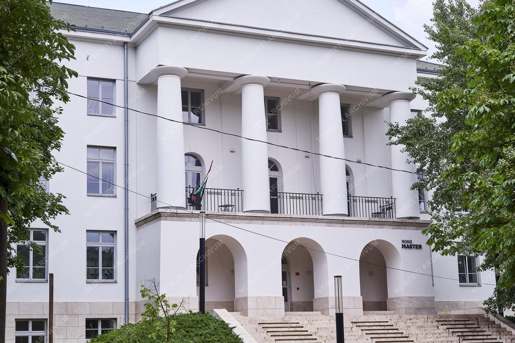 Oktatás - Budapest - Moholy-Nagy Művészeti Egyetem