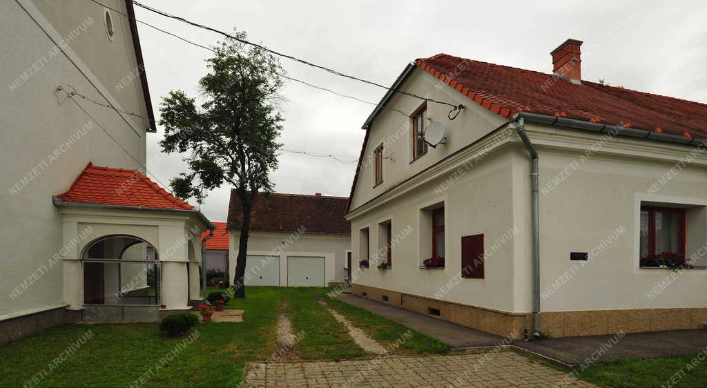 Egyház - Egyházi épület - A Református Egyházközség épületegyüttese