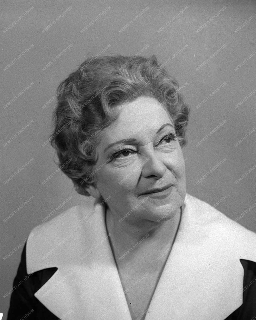 Soltész Anni színésznő