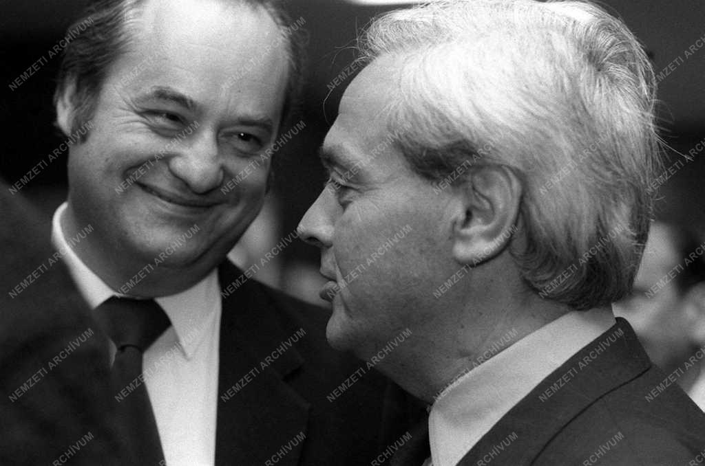 Szebellédy Géza  fotóművész