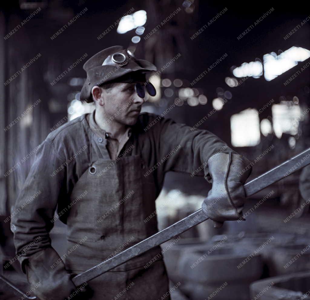 Nehézipar - Lenin Kohászati Művek