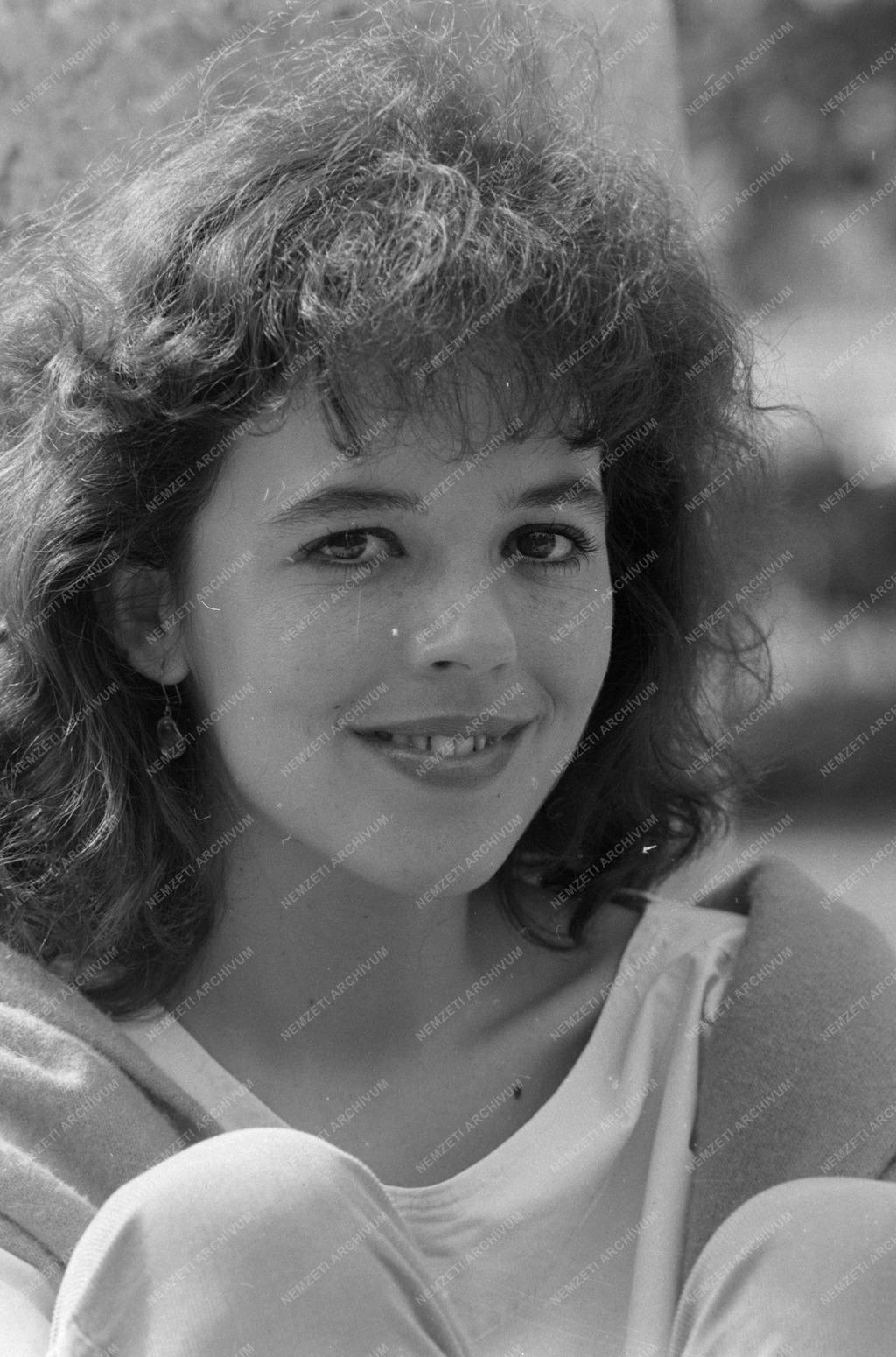 Kultúra - Tóth Enikő színművész