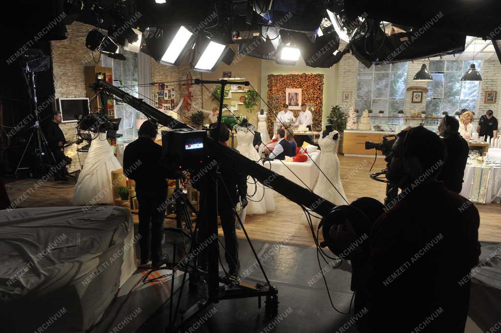 Televízió - Család-barát című magazinműsor