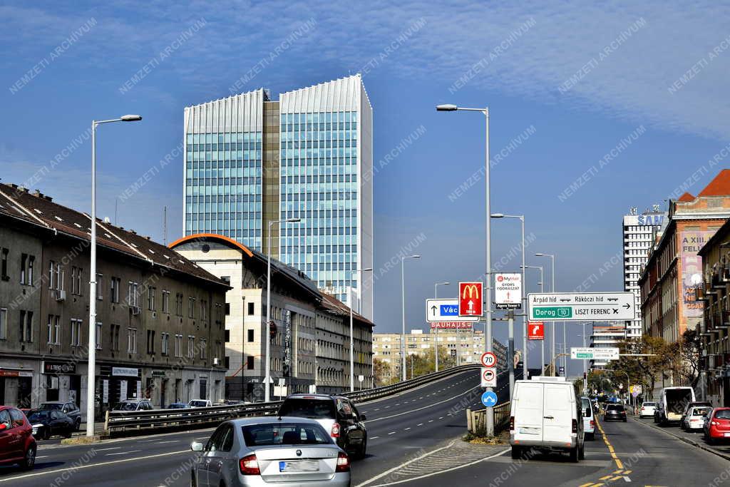 Városkép - Budapest - Váci út
