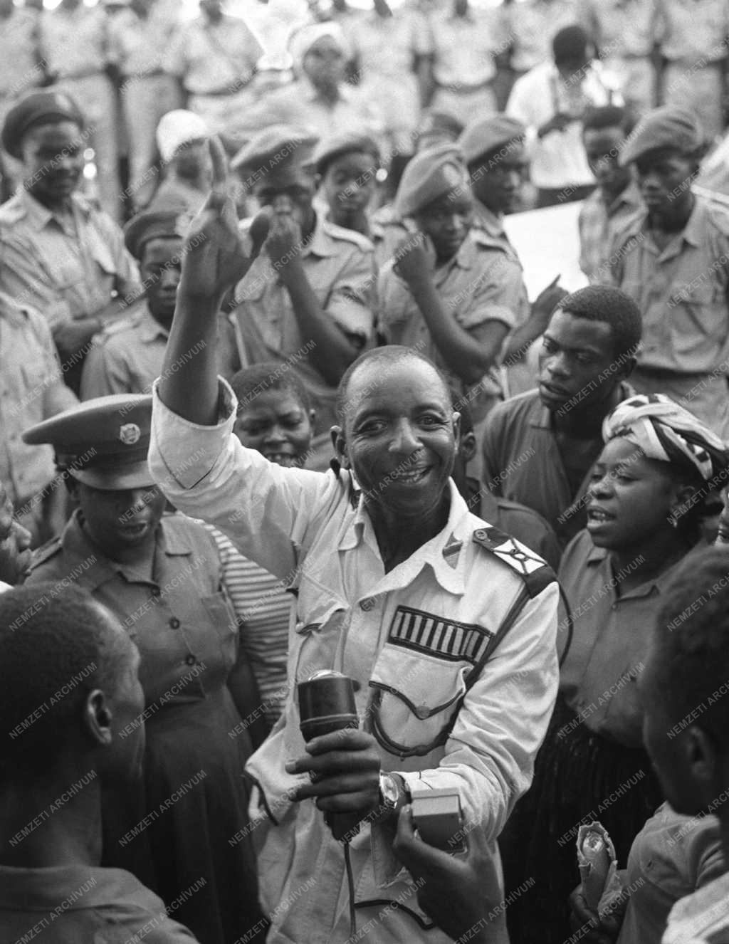 Tanzánia - A zanzibári forradalom második évfordulója