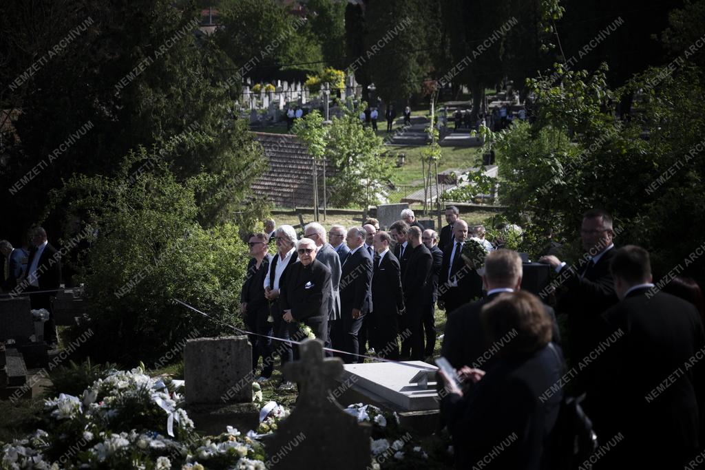 Tiffán Zsolt volt országgyűlési képviselő temetése