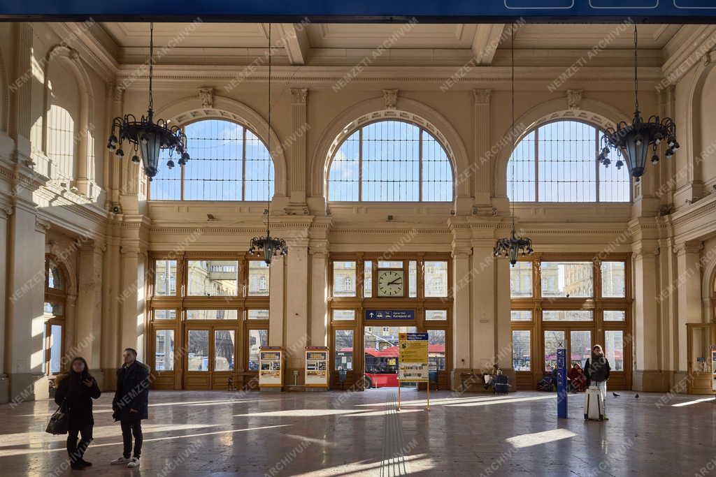 Közlekedés - Budapest - Keleti pályaudvar
